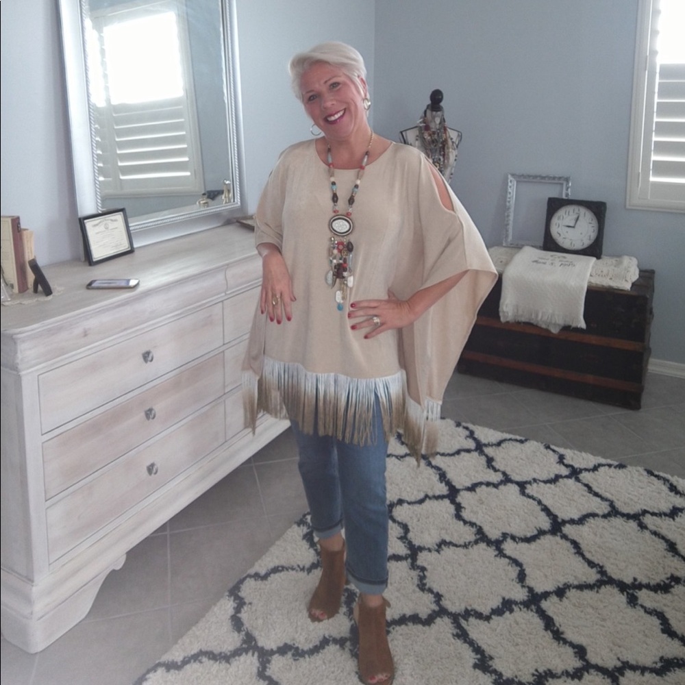 EUC Travelers by Chico’s poncho S/M